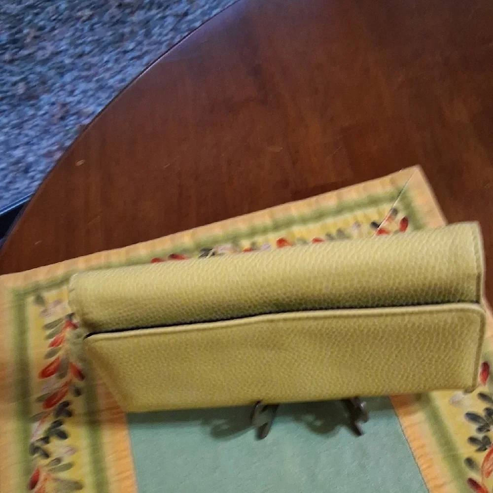Yellow Textured Wallet - Picture 4 of 10